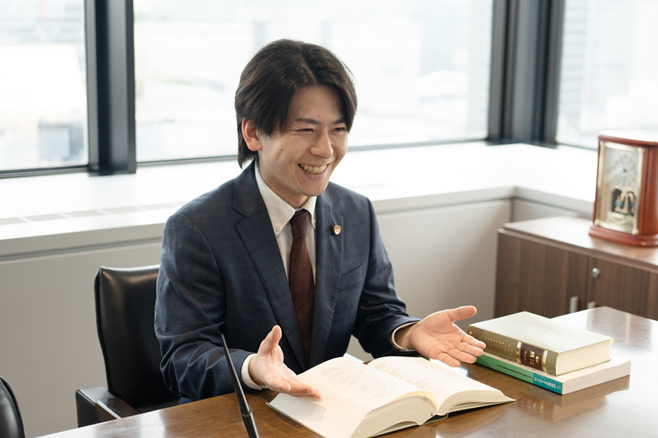 弁護士写真