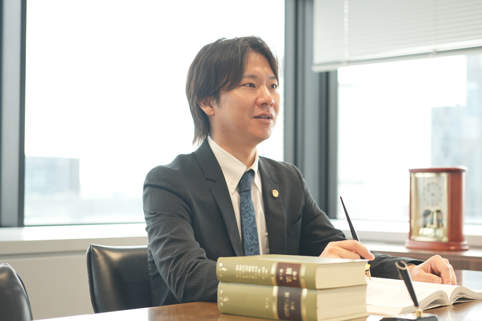 弁護士写真