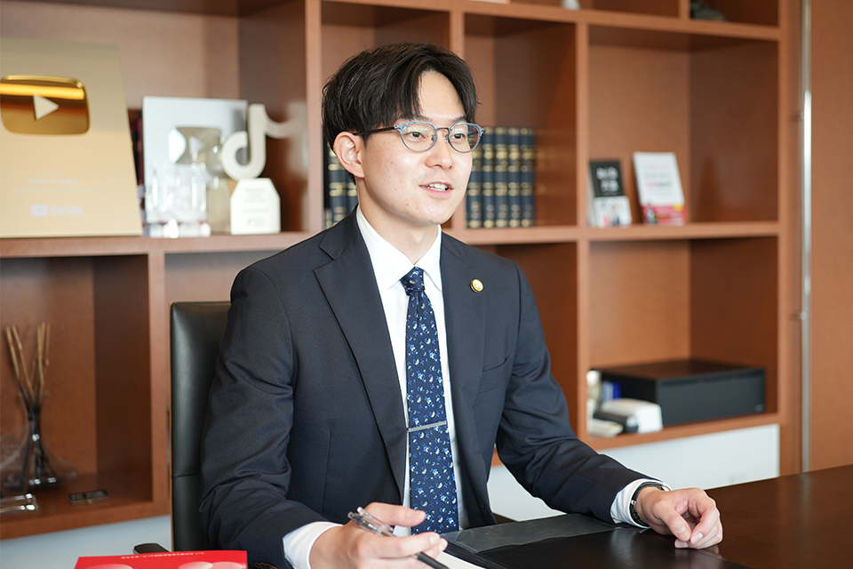 弁護士写真